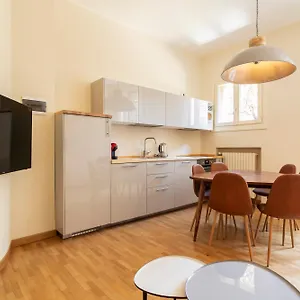 Residenza Cornaggia Milano